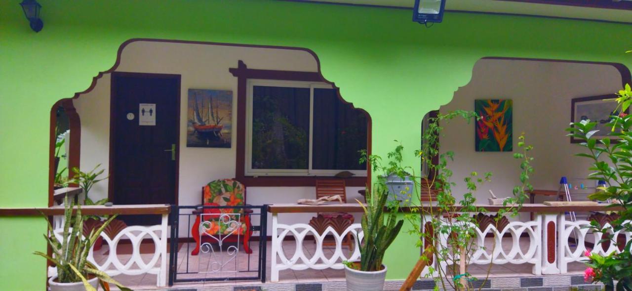 Dan Zoranz Self Catering Guest House La Digue Dış mekan fotoğraf