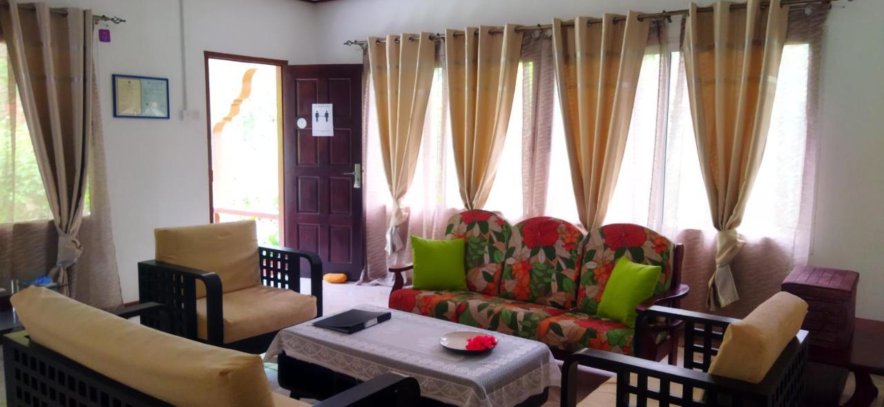 Dan Zoranz Self Catering Guest House La Digue Dış mekan fotoğraf