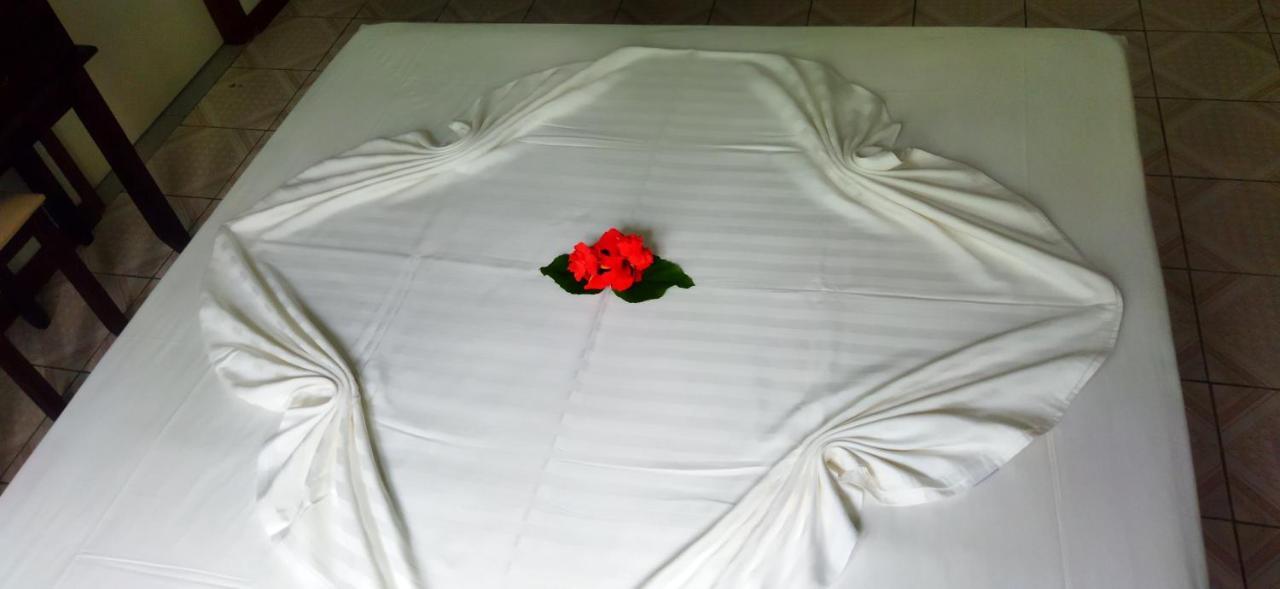 Dan Zoranz Self Catering Guest House La Digue Dış mekan fotoğraf