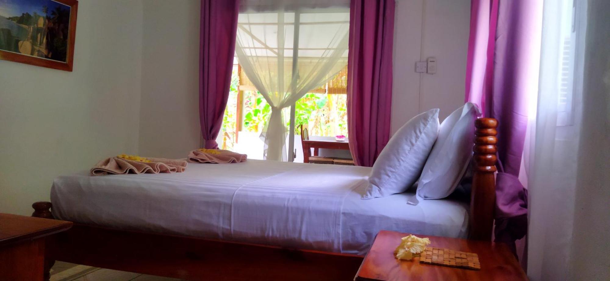 Dan Zoranz Self Catering Guest House La Digue Dış mekan fotoğraf